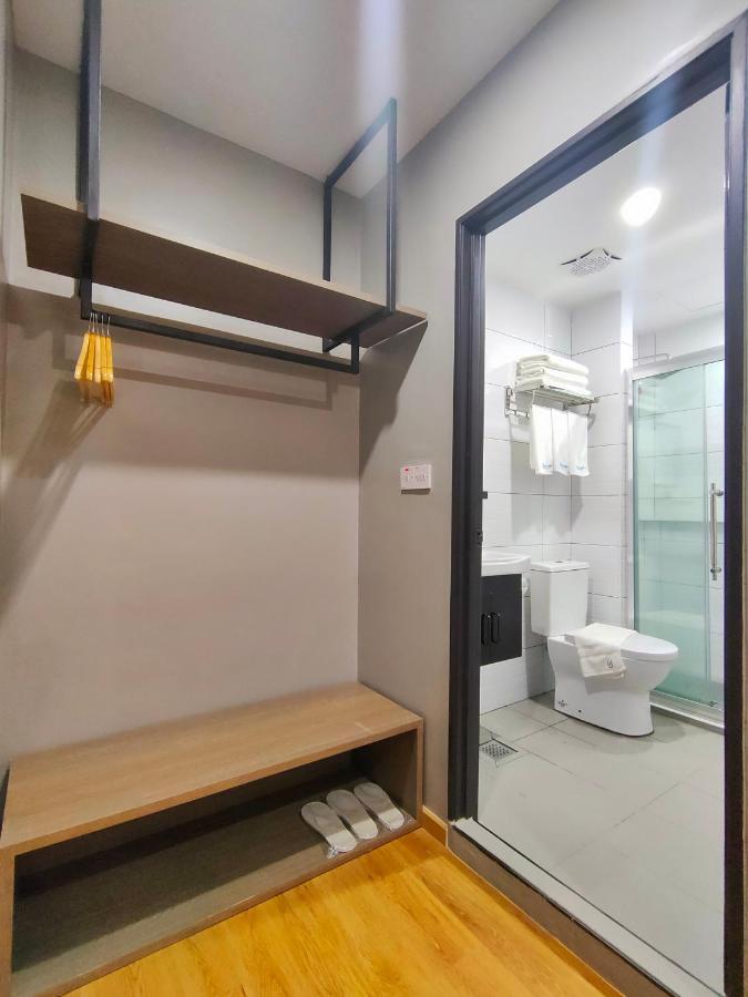 Uptown Hotel Семпорна Экстерьер фото